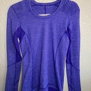 Lululemon athletic workout Long sleeve purple top